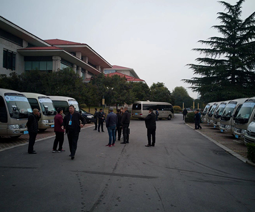 白天鵝野生動(dòng)物國際攝影展場(chǎng)景